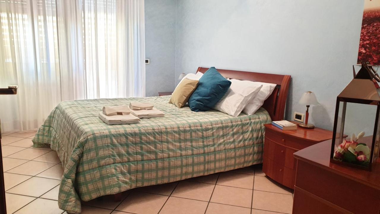 Le Marille Villa Lido di Ostia Exteriör bild